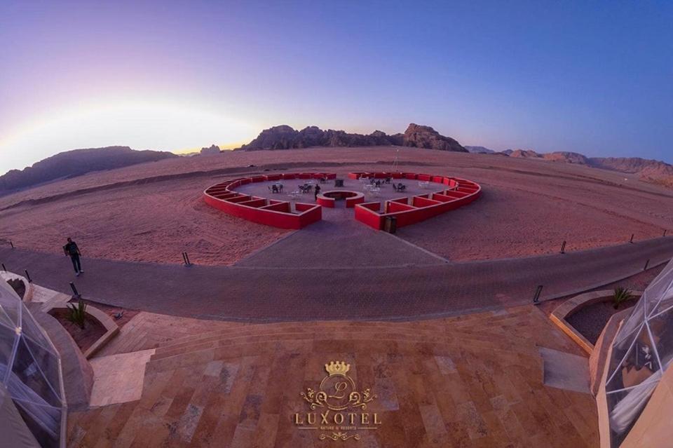 Wadi Rum Ufo Luxotel Экстерьер фото