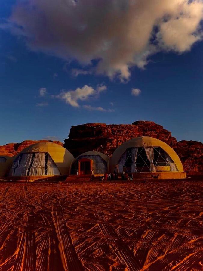 Wadi Rum Ufo Luxotel Экстерьер фото