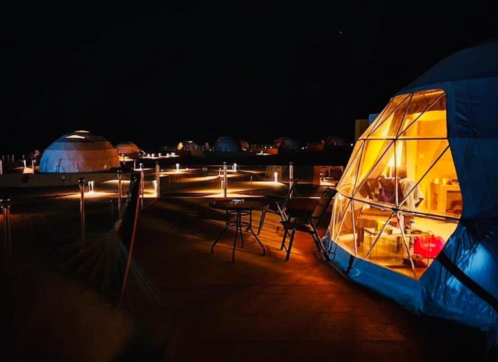 Wadi Rum Ufo Luxotel Экстерьер фото